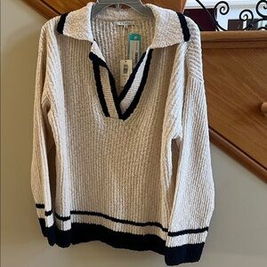 Z Supply Cream and Black V-Neck Sweater Size Medium New With Tags